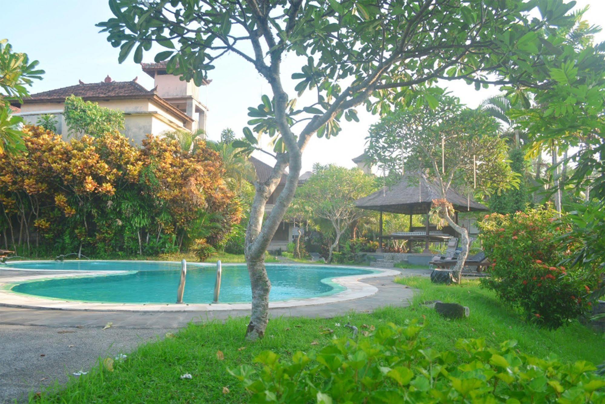 Puri Padi Hotel Ubud Exterior foto