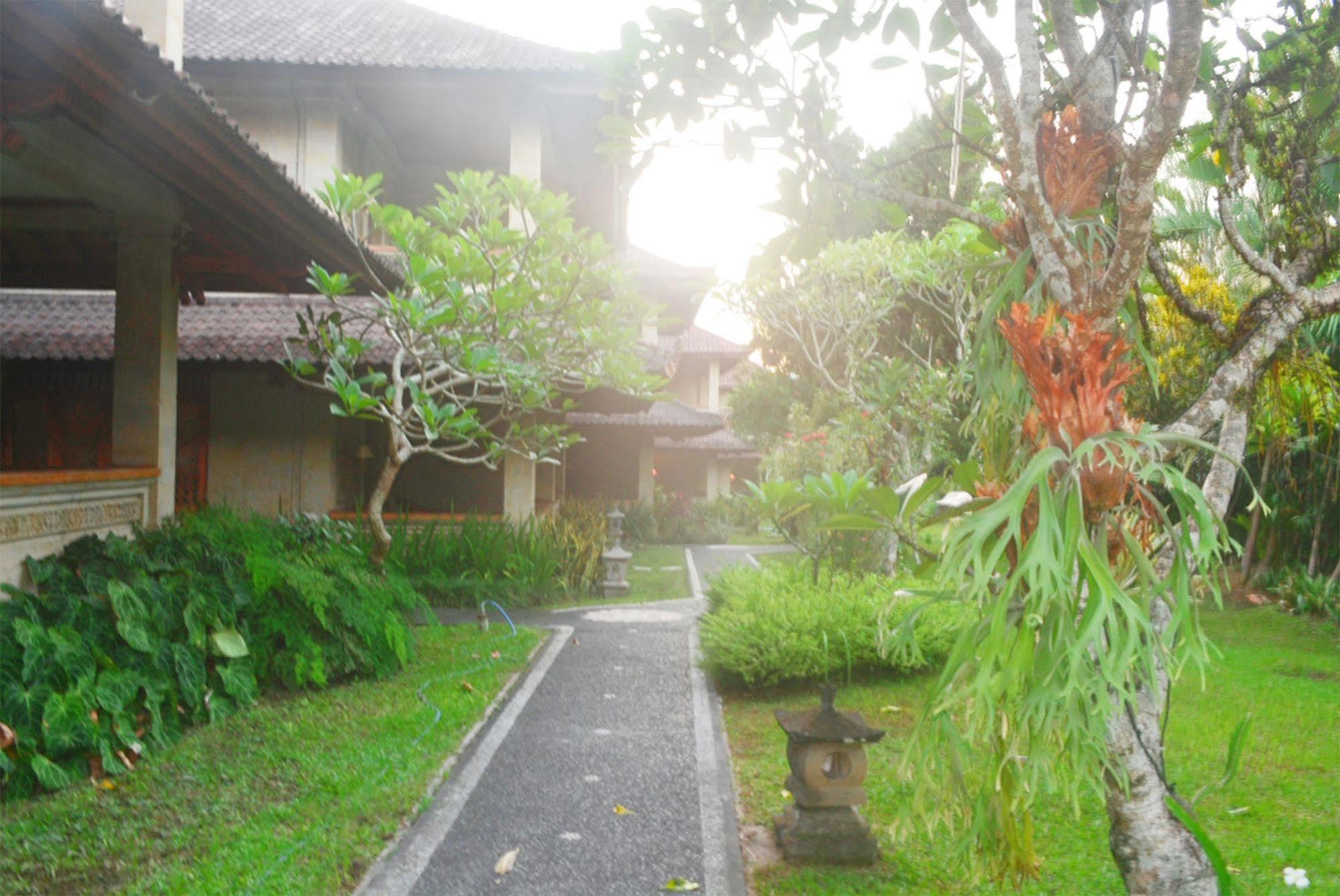 Puri Padi Hotel Ubud Exterior foto